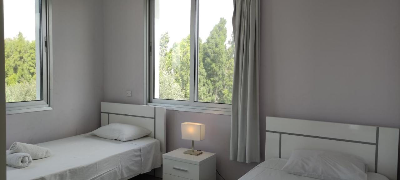 Kiti Village Villa, Cyprus, Salt-Water Pool, 6 Bedrooms, Larnaca Eksteriør bilde