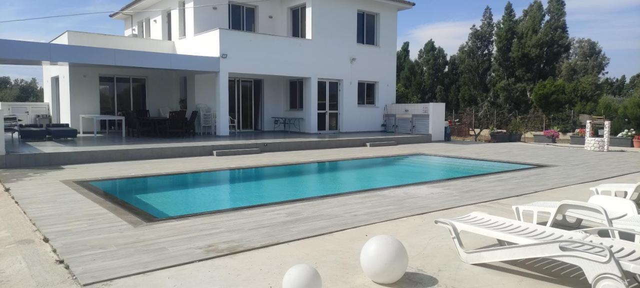 Kiti Village Villa, Cyprus, Salt-Water Pool, 6 Bedrooms, Larnaca Eksteriør bilde