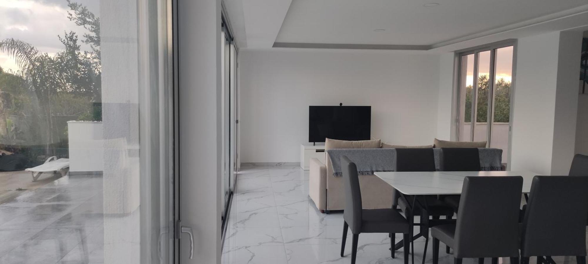 Kiti Village Villa, Cyprus, Salt-Water Pool, 6 Bedrooms, Larnaca Eksteriør bilde